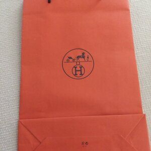 Hermes  shopping  bag
